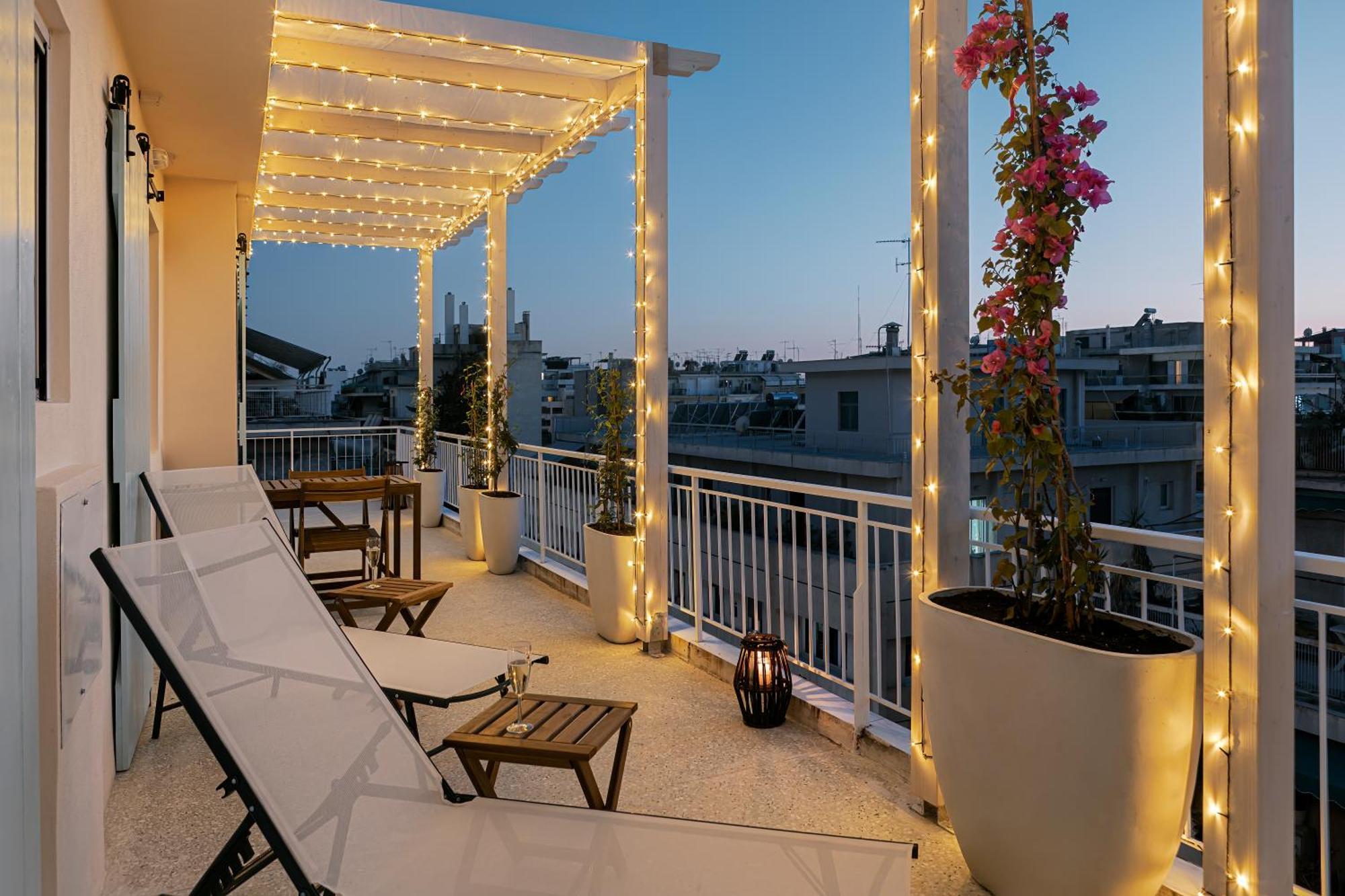 Victoria Luxury - Private Jacuzzi & Terrace Apartment